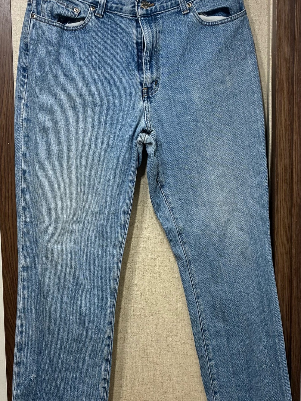 Women's Straight Light Blue Denim Jeans